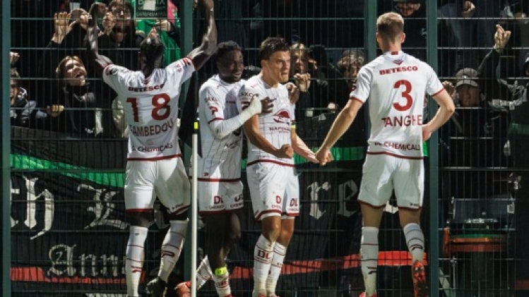 Zulte Waregem bat le Club NXT et remonte à la 2e place