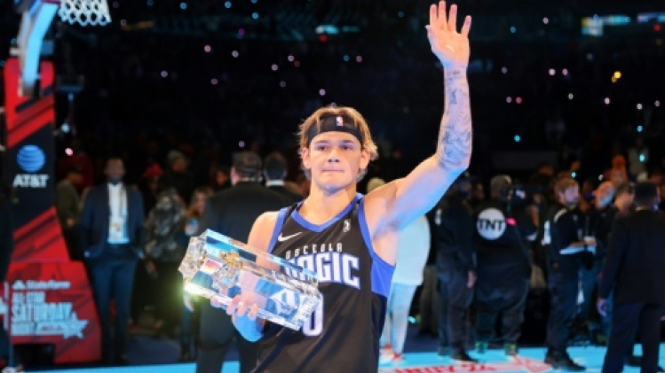 NBA: Mac McClung gagne encore le concours de dunk du All-Star Weekend