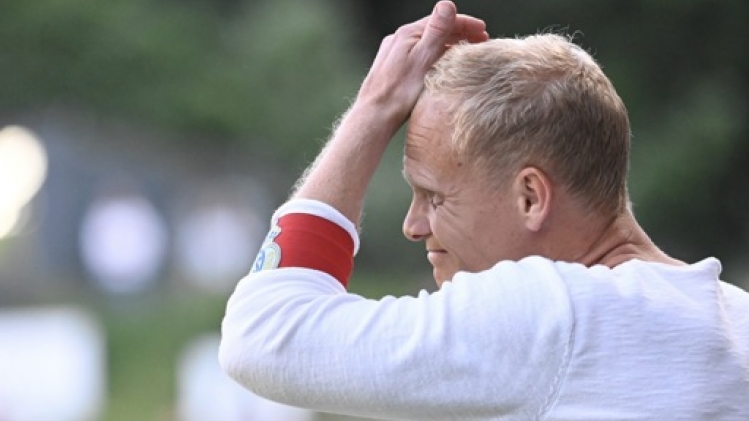 Schalke s'incline à nouveau mais l'entraîneur Karel Geraerts ne panique pas