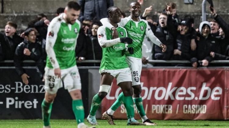 Les Francs Borains, victorieux 2-1, font chuter Zulte Waregem du podium