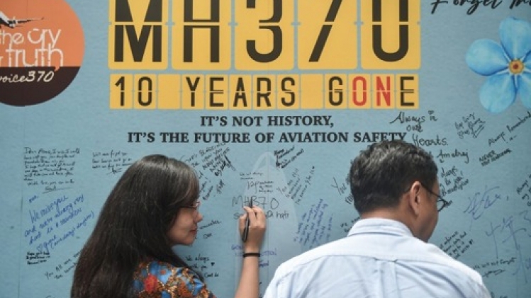 Dix ans après la disparition du MH370, la Malaisie envisage de relancer les recherches