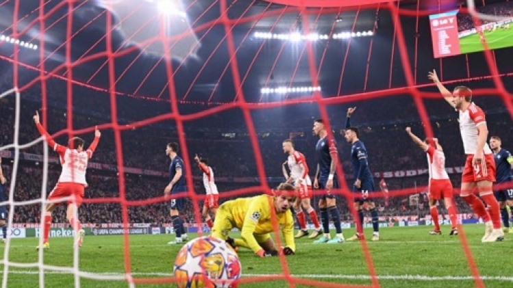 Démonstration du Bayern qui rectifie le tir face à la Lazio et file en quarts de finale