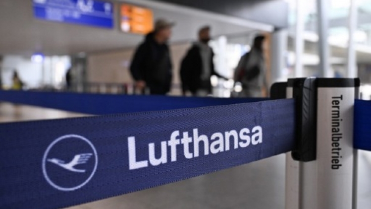 Allemagne: la grève se poursuit chez Lufthansa, 1.000 vols annulés vendredi