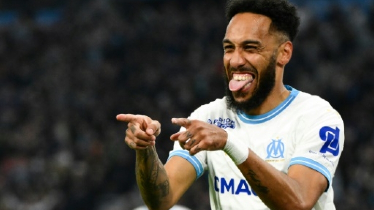 L1: L'OM enchaîne grâce à Aubameyang, mais dans la souffrance