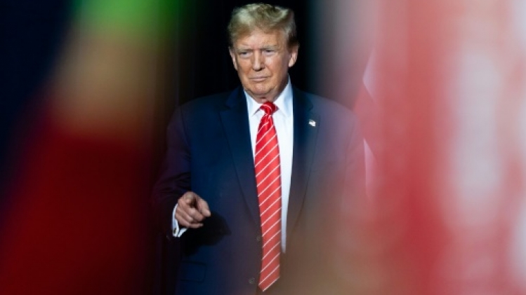 Report du procès pénal de Trump à New York