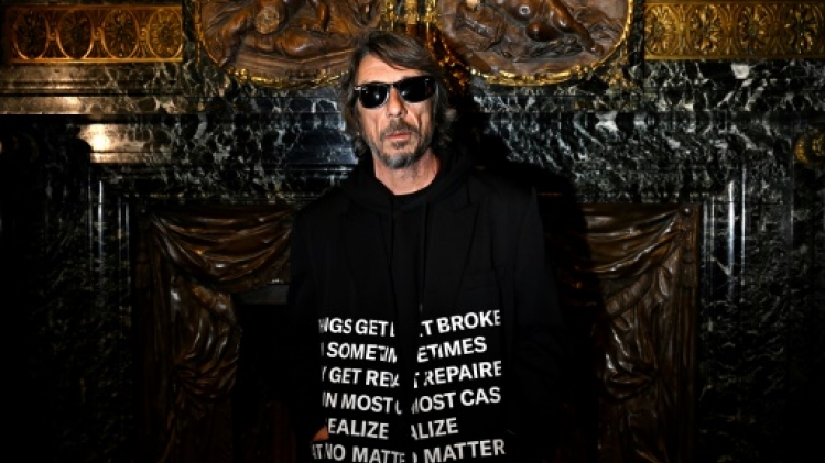 Départ du directeur créatif de Valentino après 25 ans de maison