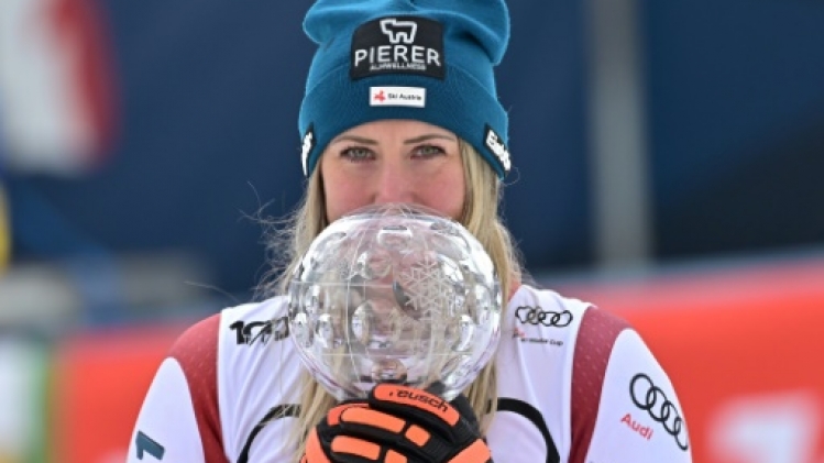 Ski: globe et victoire en descente pour Huetter qui prive Gut-Behrami du carton plein