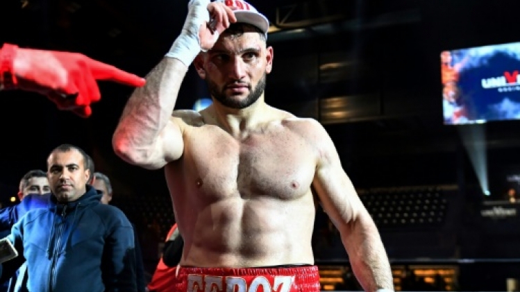 Boxe: Goulamirian, la défense et la relance contre Zurdo Ramirez