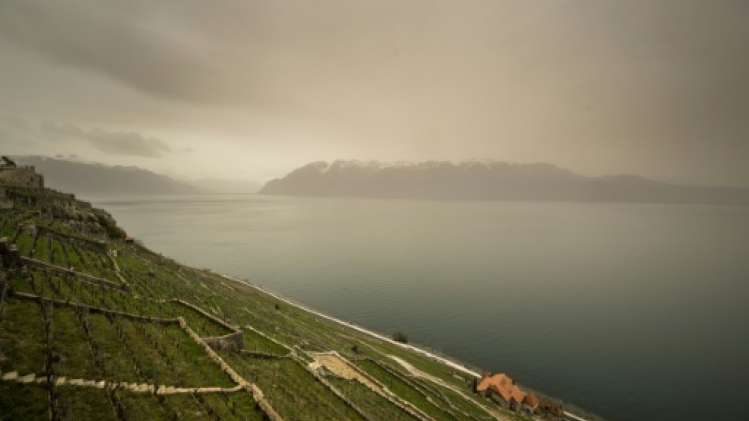 La Suisse enveloppée dans un voile de sable du Sahara