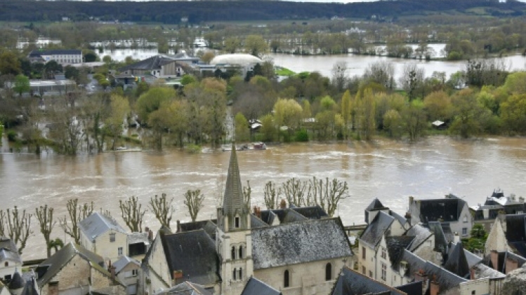 Crues: à Chinon, la Vienne enfin en décrue