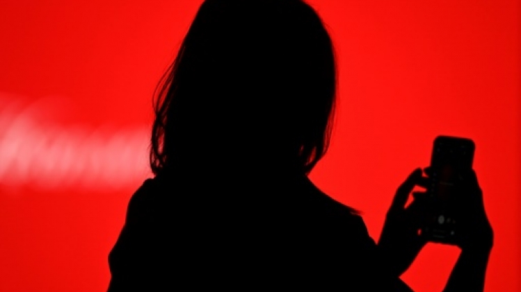 Près de la moitié de 310 influenceurs contrôlés par la Répression des fraudes en anomalie