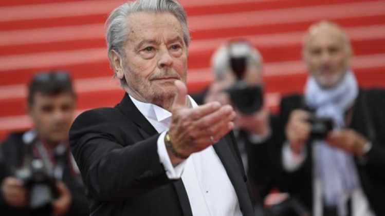 Alain Delon placé sous curatelle renforcée
