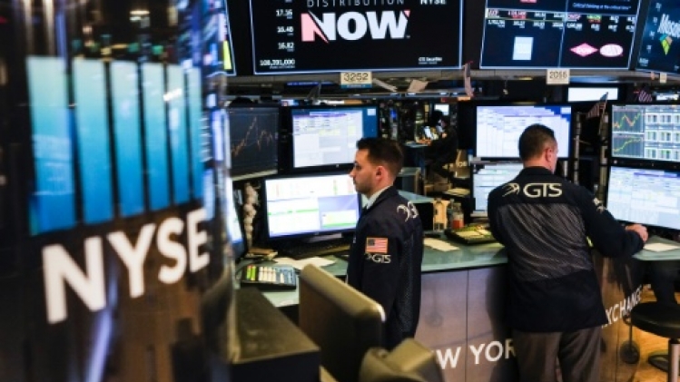 La Bourse de New York ouvre en hausse, inspirée par l'économie américaine