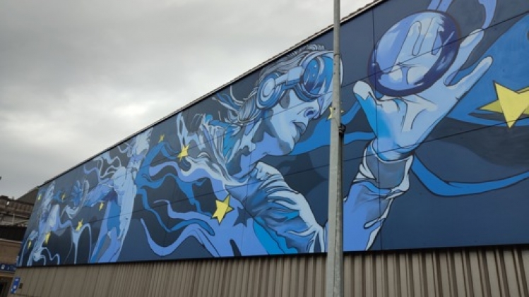Une fresque murale en lien avec l'Europe innovante inaugurée à Charleroi