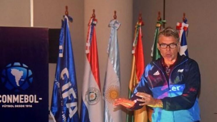 L'UEFA compte sur le comportement respectueux des entraîneurs envers les arbitres