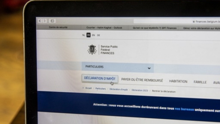 La suppression des déclarations fiscales sur papier pour les entreprises est reportée