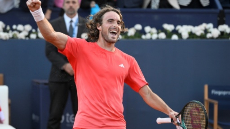 Tennis: Tsitsipas souffre mais passe à Barcelone, Fils s'arrête en quarts