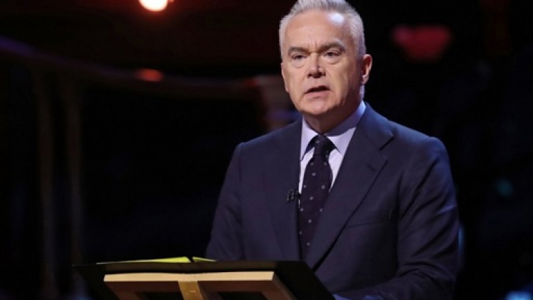 L'ex-vedette de la BBC Huw Edwards inculpé pour réalisation d'images pédopornographiques
