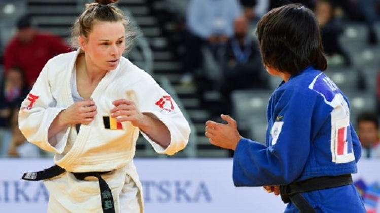 Salens, battue au deuxième tour en -48 kg, est encore parfois trop nonchalante au sol