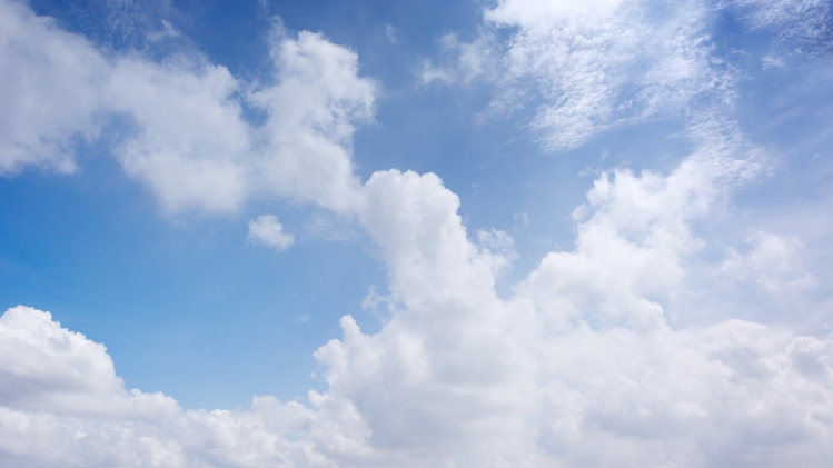 meteo-nuages-ciel-bleu