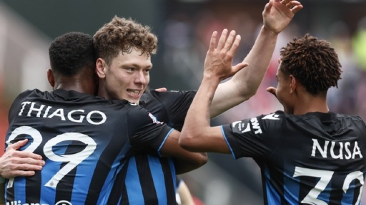 Le Club de Bruges aligne un sixième succès d'affilée et prend la tête du classement