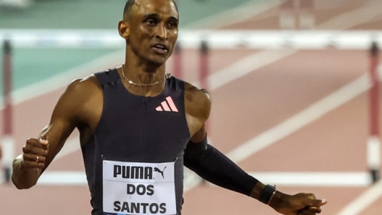 Alison dos Santos réalise un temps canon sur 400m haies