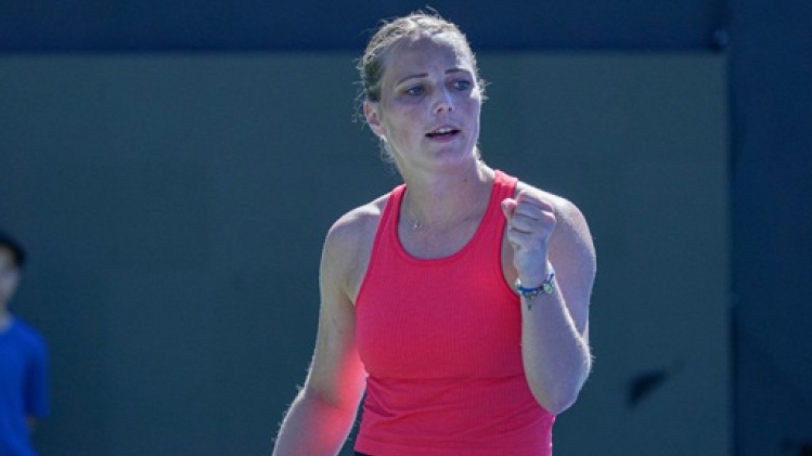 Kimberley Zimmermann avance en quarts de finale du double