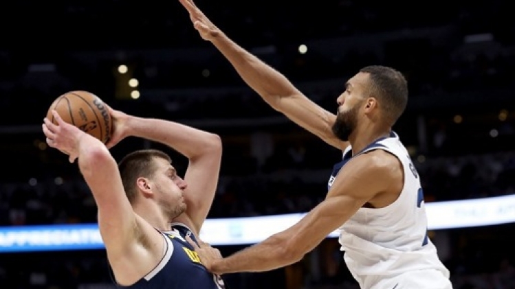 Les Timberwolves musellent les Nuggets et forcent un match 7 à Denver
