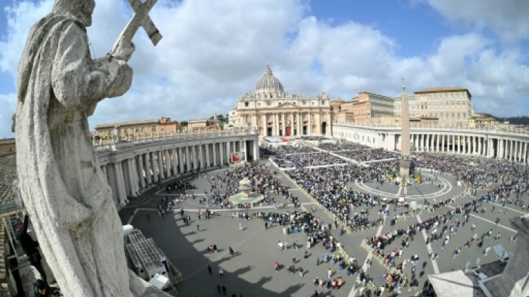 Miracles et visions: le Vatican met en garde contre les dérives de l'imagination