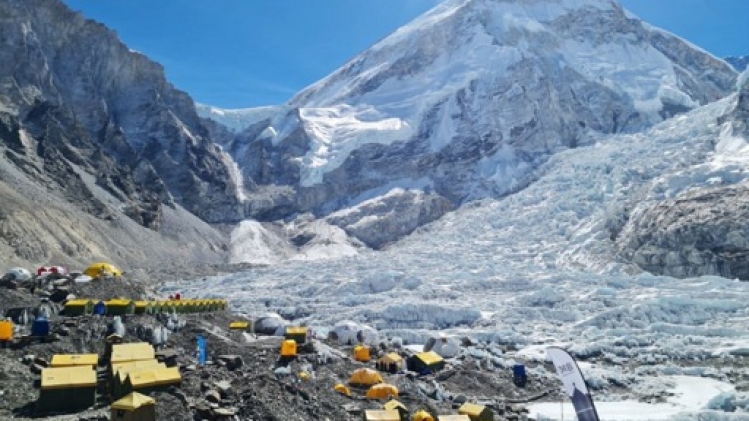 Le corps d'un deuxième alpiniste mongol retrouvé dans l'Everest