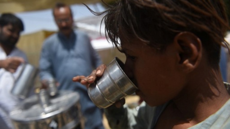 Vague de chaleur au Pakistan: plus de 1.000 refuges créés