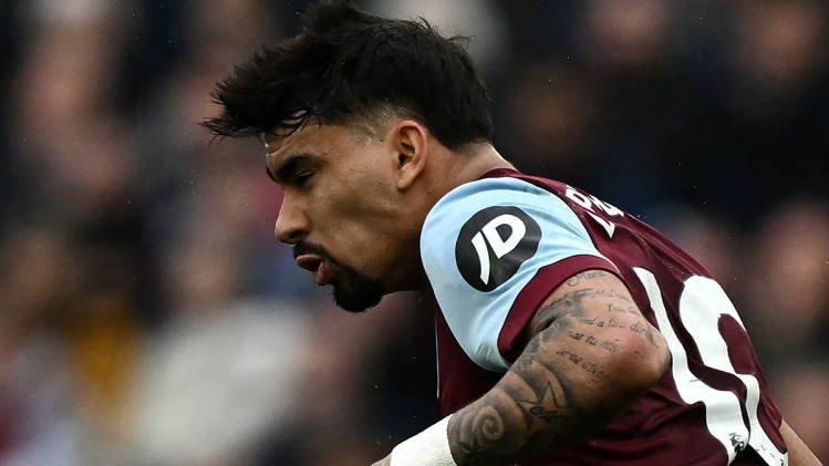 Lucas Paqueta, accusé d'avoir pris des cartons jaunes volontairement, est au coeur d'un gros scandale lié aux paris sportifs.&nbsp;