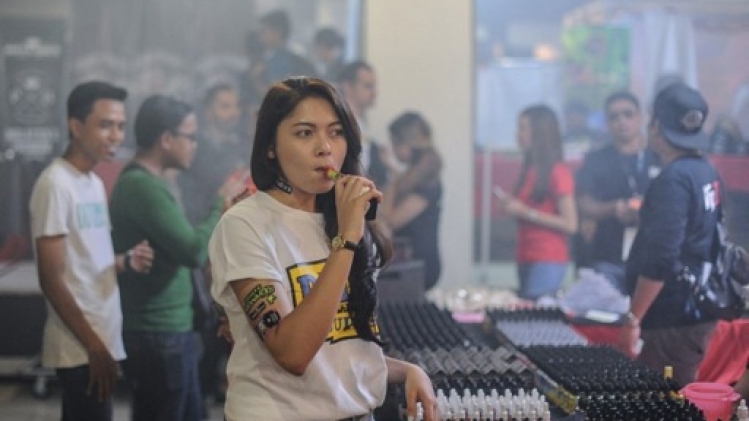 Le vapotage se popularise chez les enfants, jusqu'en primaire