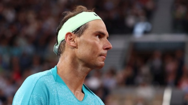 Battu par Zverev, Nadal quitte la Porte d'Auteuil dès le 1er tour