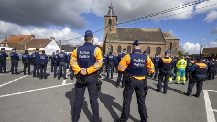 30 inspecteurs détachés de la police fédérale pour renforcer la police de Charleroi