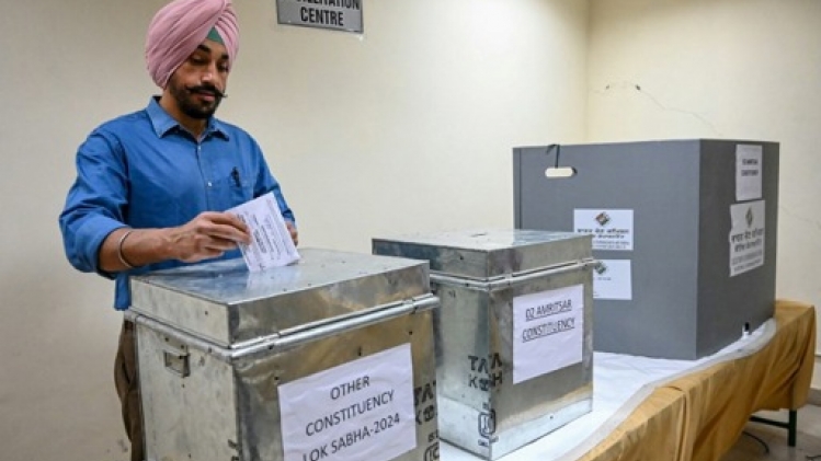 La dernière phase des élections législatives indiennes débute samedi