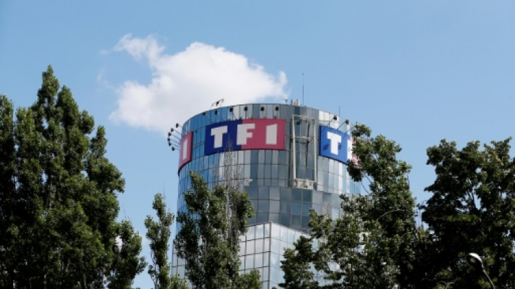 Manifestation devant TF1 avant une interview de Netanyahu sur LCI