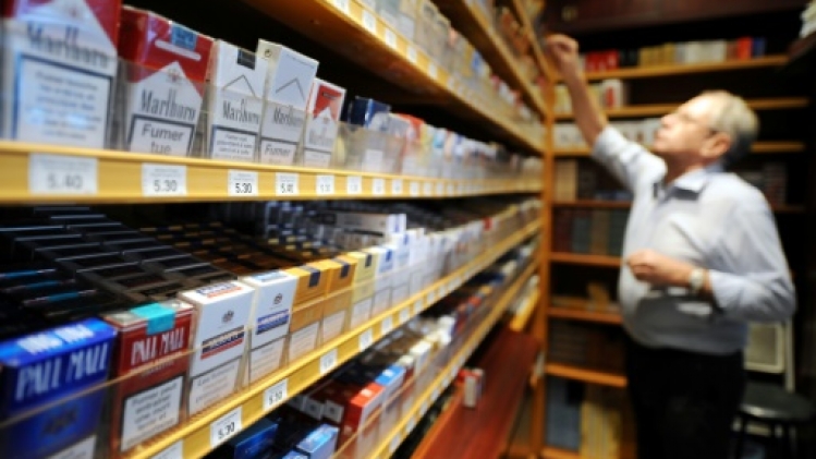En France, quatre fumeurs sur cinq achètent leurs cigarettes chez le buraliste