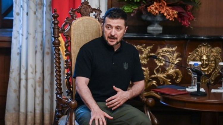 Joe Biden rencontrera Volodymyr Zelensky en France et au G7 en Italie