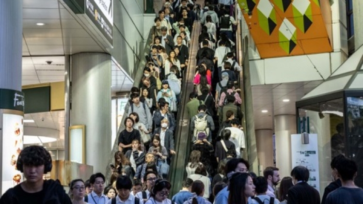 La mairie de Tokyo lance une appli de rencontres, dans l'espoir de booster les naissances