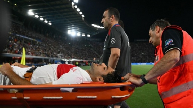 Le défenseur turc Ozan Kabak forfait en raison d'une grave blessure au genou