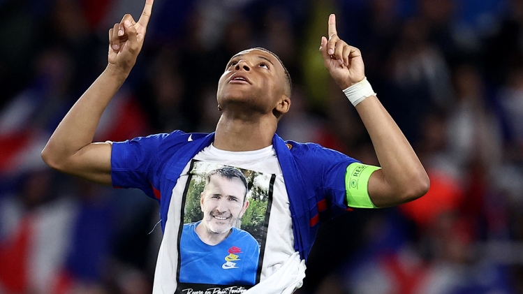 mbappe_luxembourg_hommage