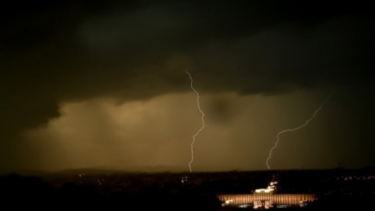 Autriche: un disparu après de fortes pluies, un avion pris dans un orage de grêle