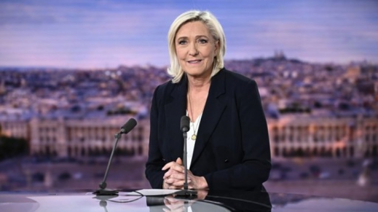 Le Pen prête à ne pas présenter de candidats RN face à LR pour faire le rassemblement