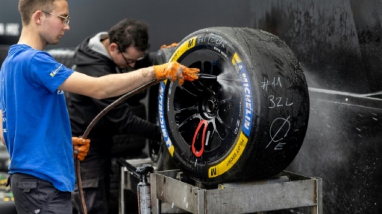 24 Heures du Mans: coup de froid sur la chauffe des pneus