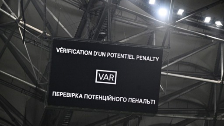 Toutes les décisions du VAR seront expliquées en temps réel dans le stade