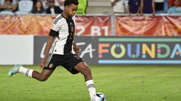 Leipzig attire l'espoir allemand Assan Ouédraogo en provenance de Schalke 04