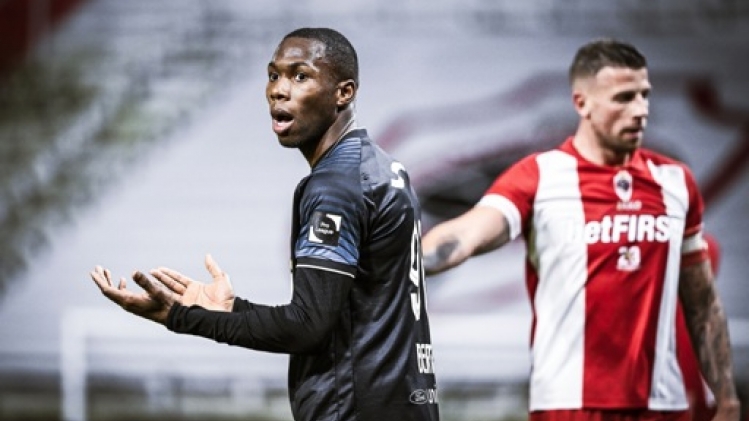 Le promu Dender engage l'ancien attaquant d'Ostende, Mohamed Berte