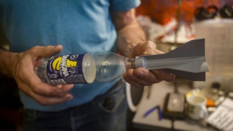 Plastique et impression 3D: comment des bénévoles envoient du matériel militaire en Ukraine