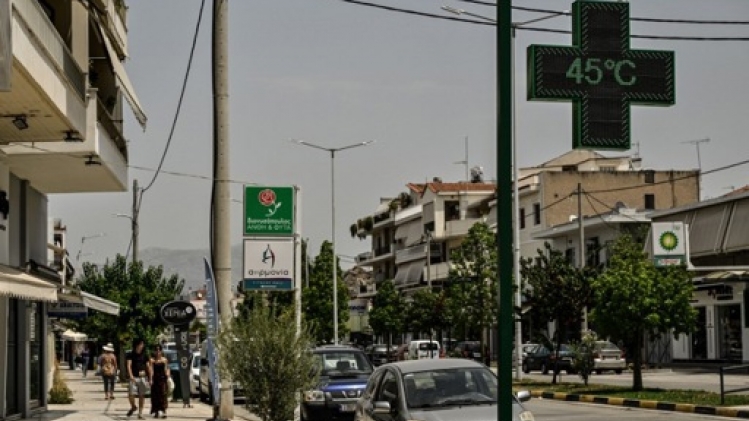 Plusieurs touristes décédés en Grèce après avoir sous-estimé la chaleur